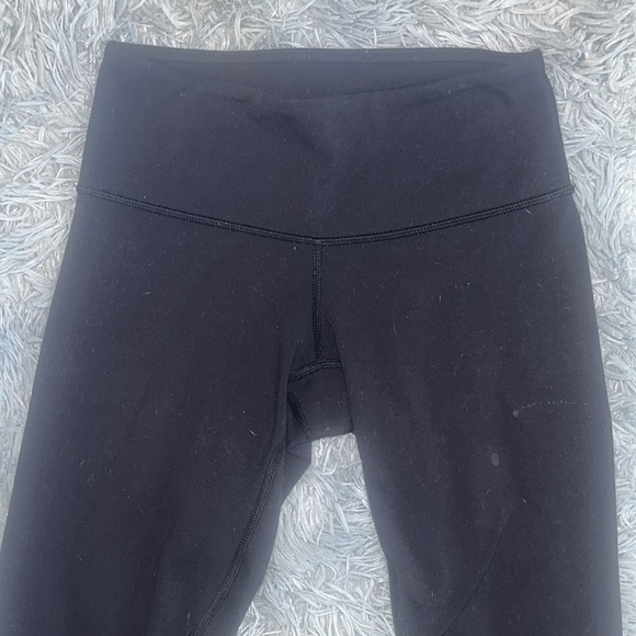 Lululemon Wonder Under Luon Size 2 full length - Picture 3 of 5